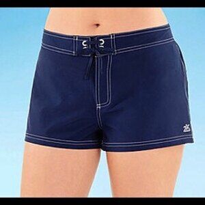 ZeroXposur Women’s Swim Shorts w/zipper closure, Size 16, Navy w/Red‎